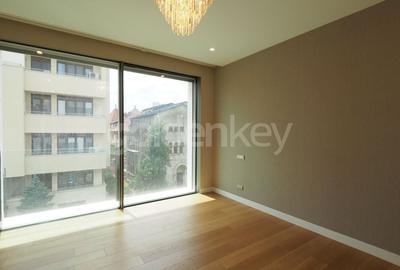 Apartament premium cu 3 camere | 2 garaje | gradina comuna - 11