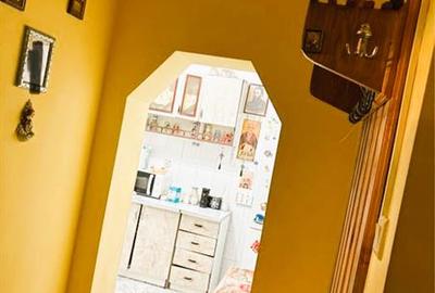 Garsonieră semidecomandată, mobilată în Tractorul - 6