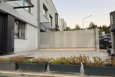 Duplex cu 5 camere cu Canalizare în Borhanci - 2