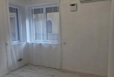 Apartament cu 5 camere semidecomandat, mobilat în Romană - 3
