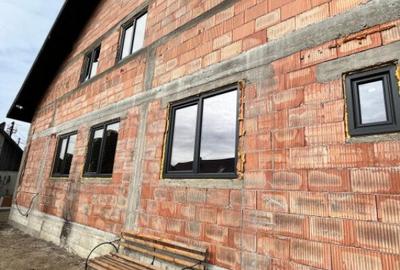 Casa la rosu, 300 mp, 31 ari de teren, Maneuti-Fratautii Vec - 10