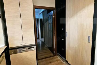 Apartament cu 3 camere decomandat, mobilat în Central - 3