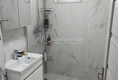 Apartament cu 2 camere semidecomandat în Moldova Nouă - 13