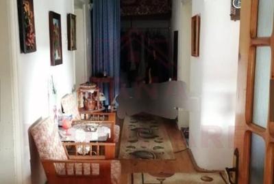 Casă cu 4 camere în Central - 8