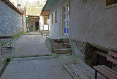 Casa de vanzare 4 camere - 2