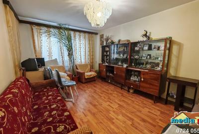 Apartament cu 3 camere decomandat în - 1