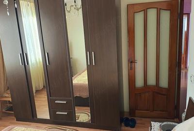 Apartament cu 3 camere decomandat în Central - 1