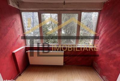 Apartament cu 3 camere semidecomandat în Central - 5