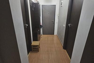 Apartament cu 3 camere decomandat în Roșu - 2
