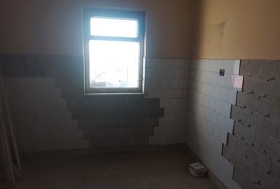 Apartament cu 2 camere decomandat în Roșiori - 6