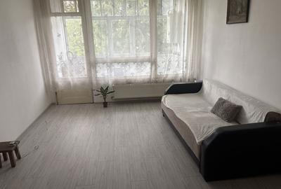 Apartament cu 4 camere semidecomandat în Gojdu - 2