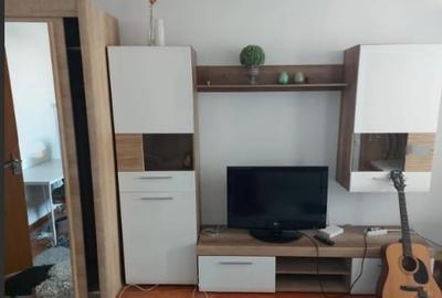 Garsonieră semidecomandată, mobilată în Titan