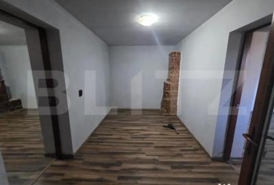 Casă cu 4 camere cu Teren 1710 Mp în Central - 14