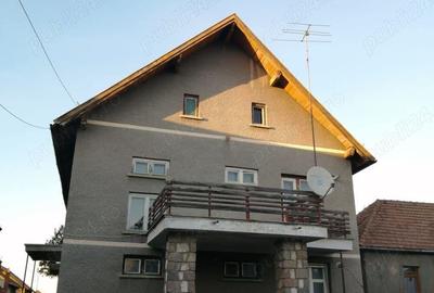Vila zona biserica Aurel Vlaicu - 1