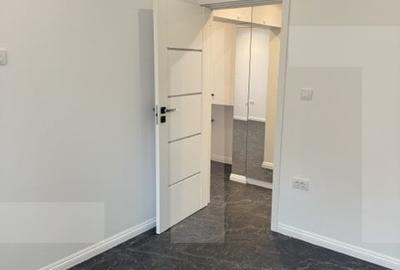 Apartament cu 3 camere, decomandat, 72 mp, zona Piata Mare - 14