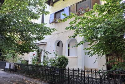 Investiție - 2 camere la mansardă 18 mp + pod 166 mp + teren 60 mp / comision 0% - 20