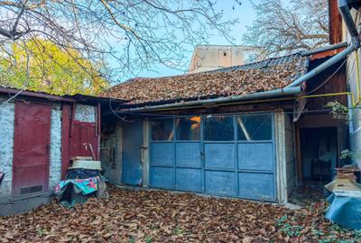 Casă cu 3 camere în Central - 1