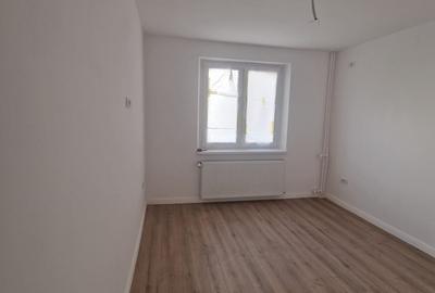 Titan, 10 minute metrou, Intr. Birsei - 2