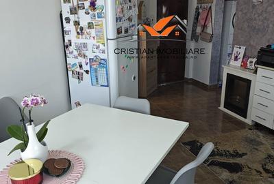 Apartament cu 2 camere decomandat în Cetate - 3