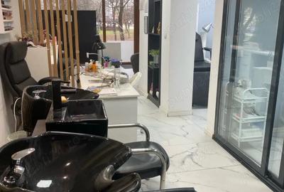 Spațiu comercial, de 50 mp, în Central - 3