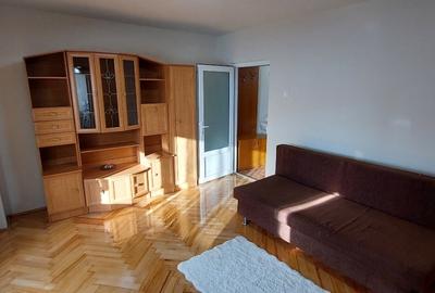 Inchiriez apartament 1 camera, decomandat, zona Orizont, Micalaca - 1