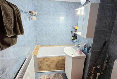 Apartament cu 3 camere decomandat în Casa de Cultură - 14
