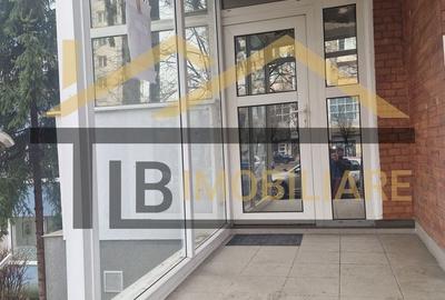 Spatiu comercial, 40 mp, Zona Poli 2 - 2