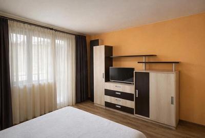 Apartament cu 2 camere decomandat în 13 Septembrie