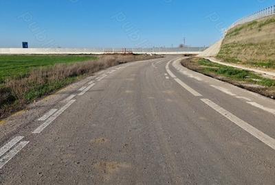Teren de 2452 mp, în Central