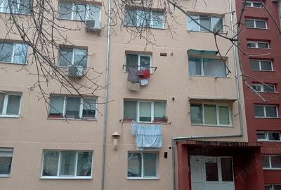 Garsonieră decomandată în Ciarda Roșie - 2