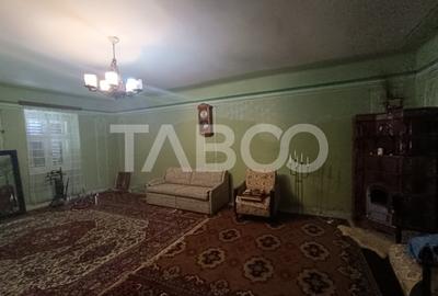 Casa de patrimoniu cu teren arhitectura saseasca sat Nou judetul Sibiu Casa de patrimoniu cu teren arhitectura saseasca sat Nou judetul Sibiu - 7