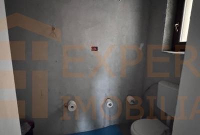 Apartament cu 3 camere decomandat în Dacia - 8