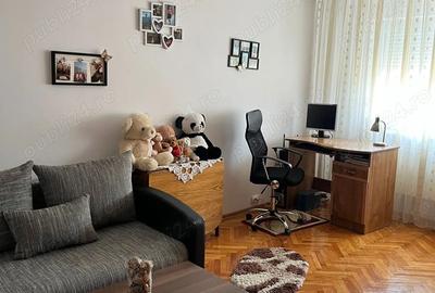 Inchiriez apartament 2camere | cartier Vasile Aaron - 1