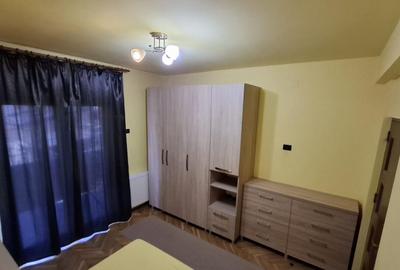 Casă cu 4 camere cu Teren 120 Mp în 1 Mai - 6