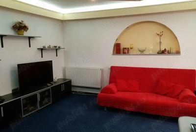 Apartament 3 camere de vanzare Sinaia - 1