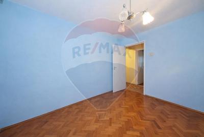 Apartament cu 3 camere decomandat, mobilat în Warthe - 3