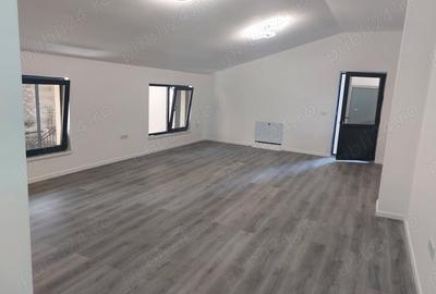 Casă cu 5 camere în Central - 3