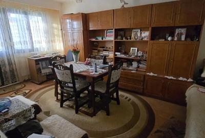 Apartament 2 camere Buhu?i, ultracentral (str. N.Balcescu), etaj 2 - 4