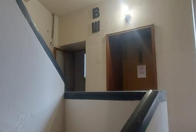Garsonieră decomandată, mobilată în Universitate - 11