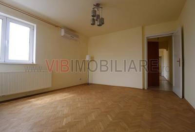 Vilă interbelică - 5 apartamente - curte privată - Strada Sirenelor - 9