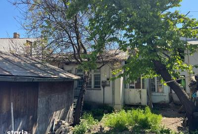 Casă cu 2 camere cu Teren 161 Mp în Central - 1