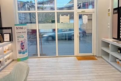 Spațiu comercial, de 51 mp, în Central - 6