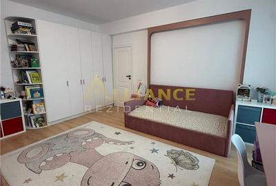 Apartament cu 3 camere decomandat, mobilat în Central - 8
