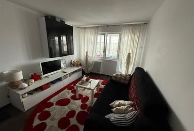 Apartament cu 2 camere decomandat în Podu Roș - 1