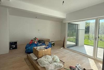 Casă cu Teren 240 Mp în Giarmata - 1