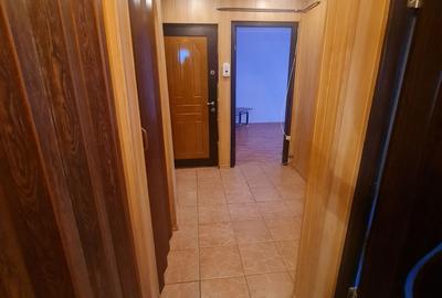 Apartament cu 2 camere decomandat în Micro 16 - 3