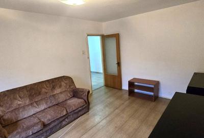 De vanzare - Apartament 2 camere Metrou Crangasi - 3