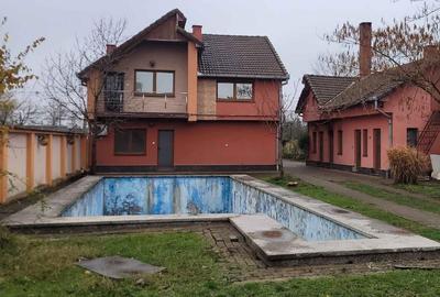 Imobil 3 case:C1-3 nivele;C2-2nivele;C4-1 nivel;C3;C5;Piscina;Lugoj - 6