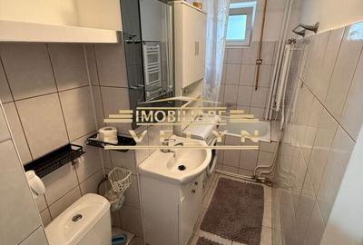 Apartament cu 2 camere semidecomandat în Central