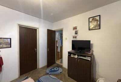 2 cam, 51 mp, etaj 7, fara imbunatatiri, str. Cornisei - 12